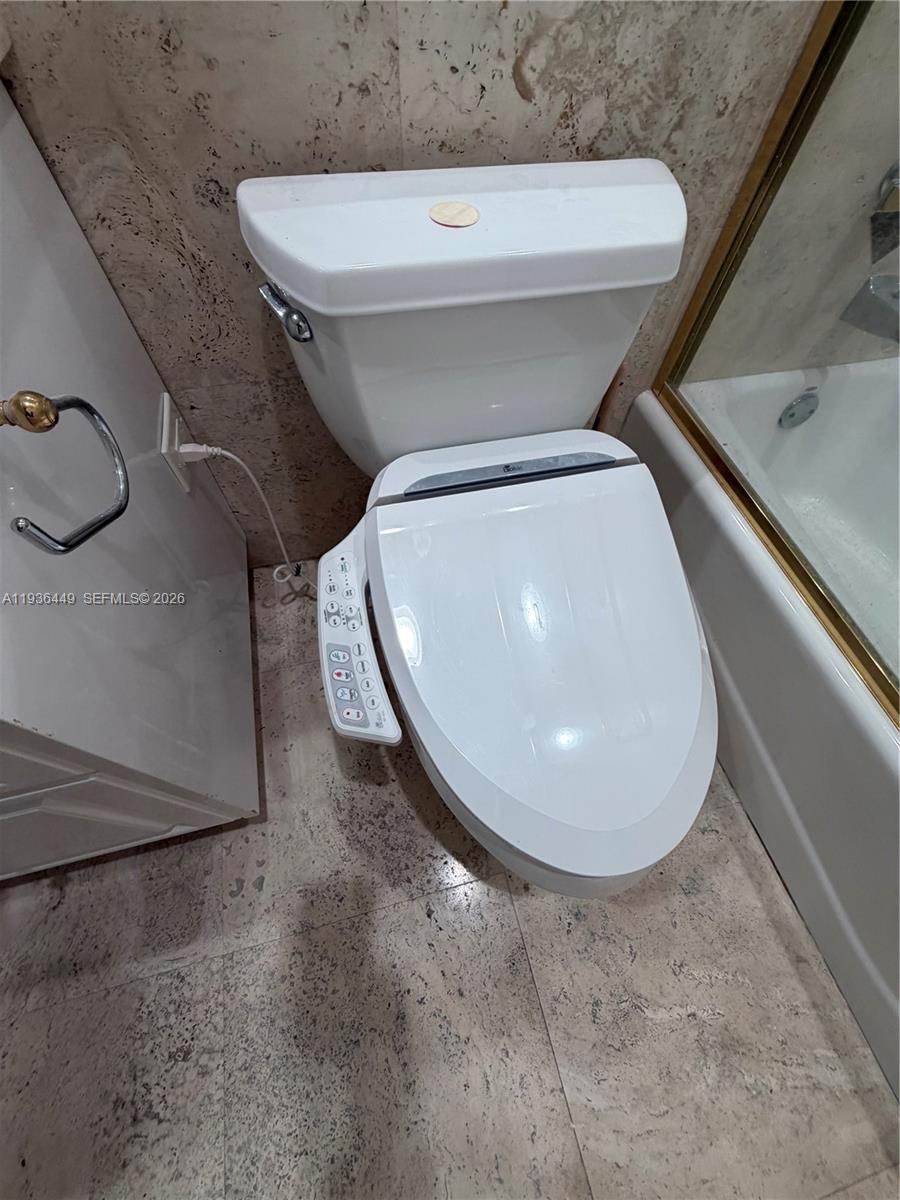 CUTLER OAKS ESTATES - Residential