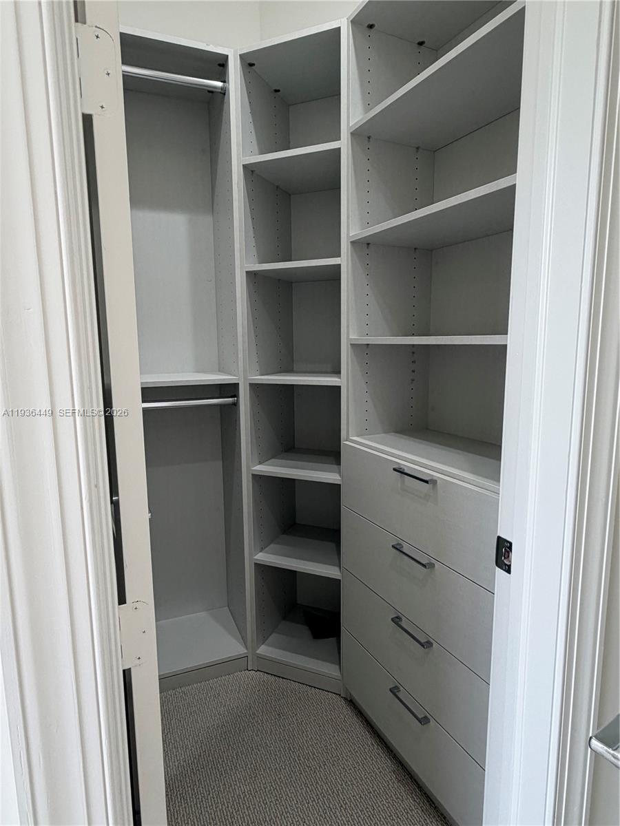 CUTLER OAKS ESTATES - Residential