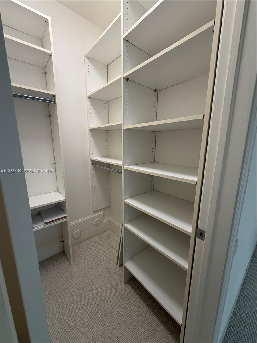 CUTLER OAKS ESTATES - Residential