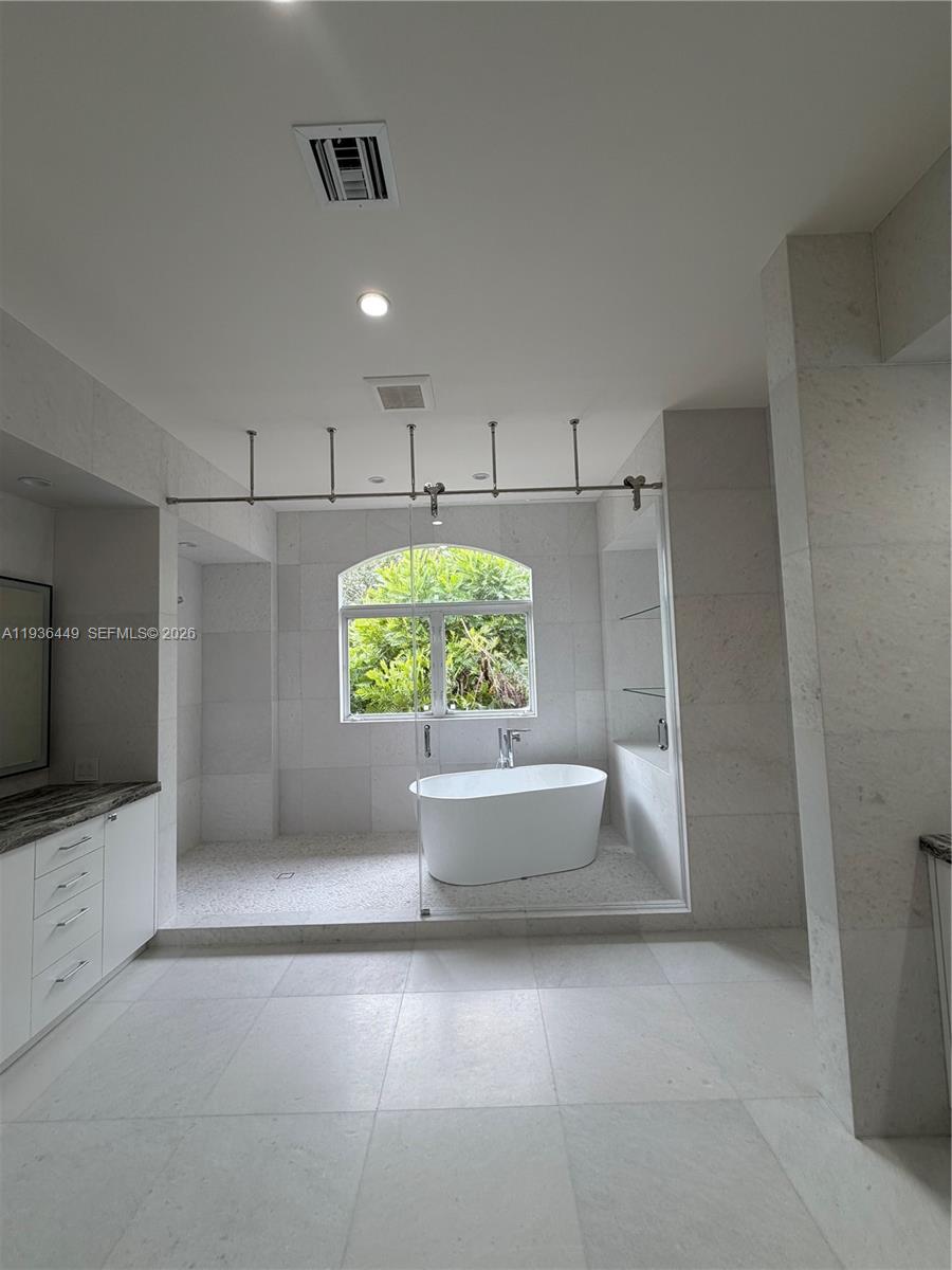 CUTLER OAKS ESTATES - Residential