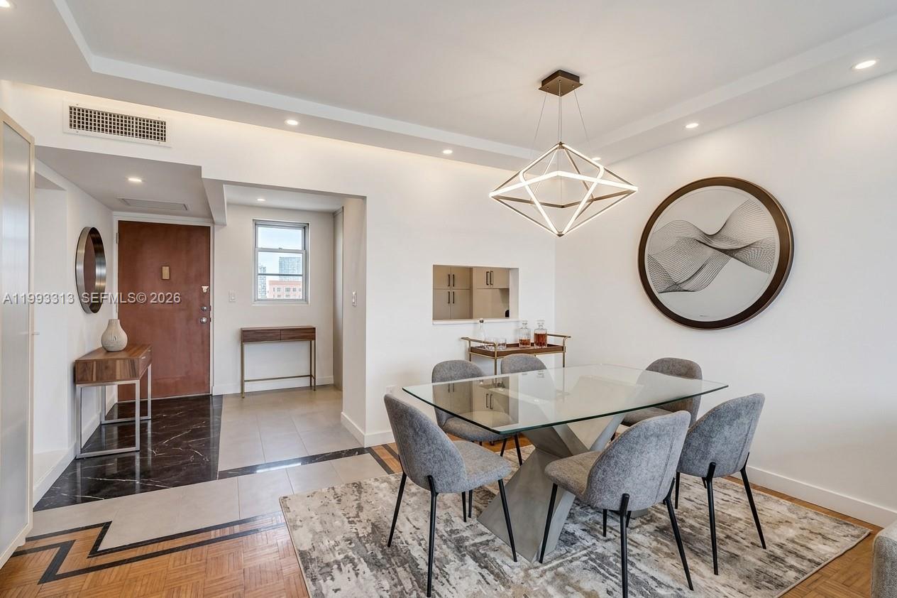 POINT EAST SEC 4 CONDO - Residential