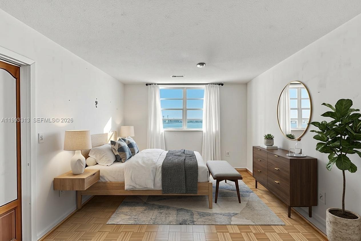 POINT EAST SEC 4 CONDO - Residential