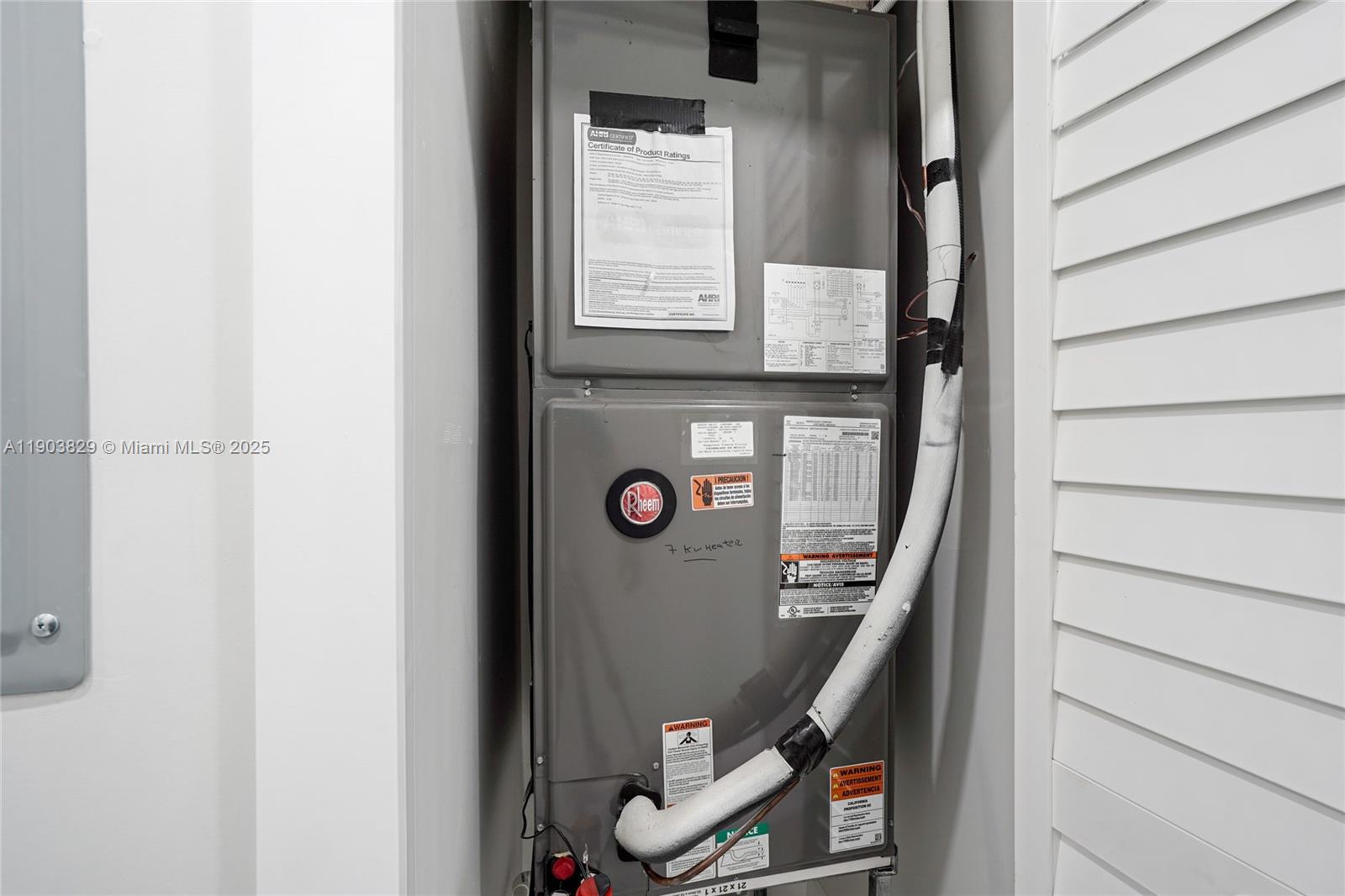 BREEZESWEPT PARK ESTATES - Residential Lease