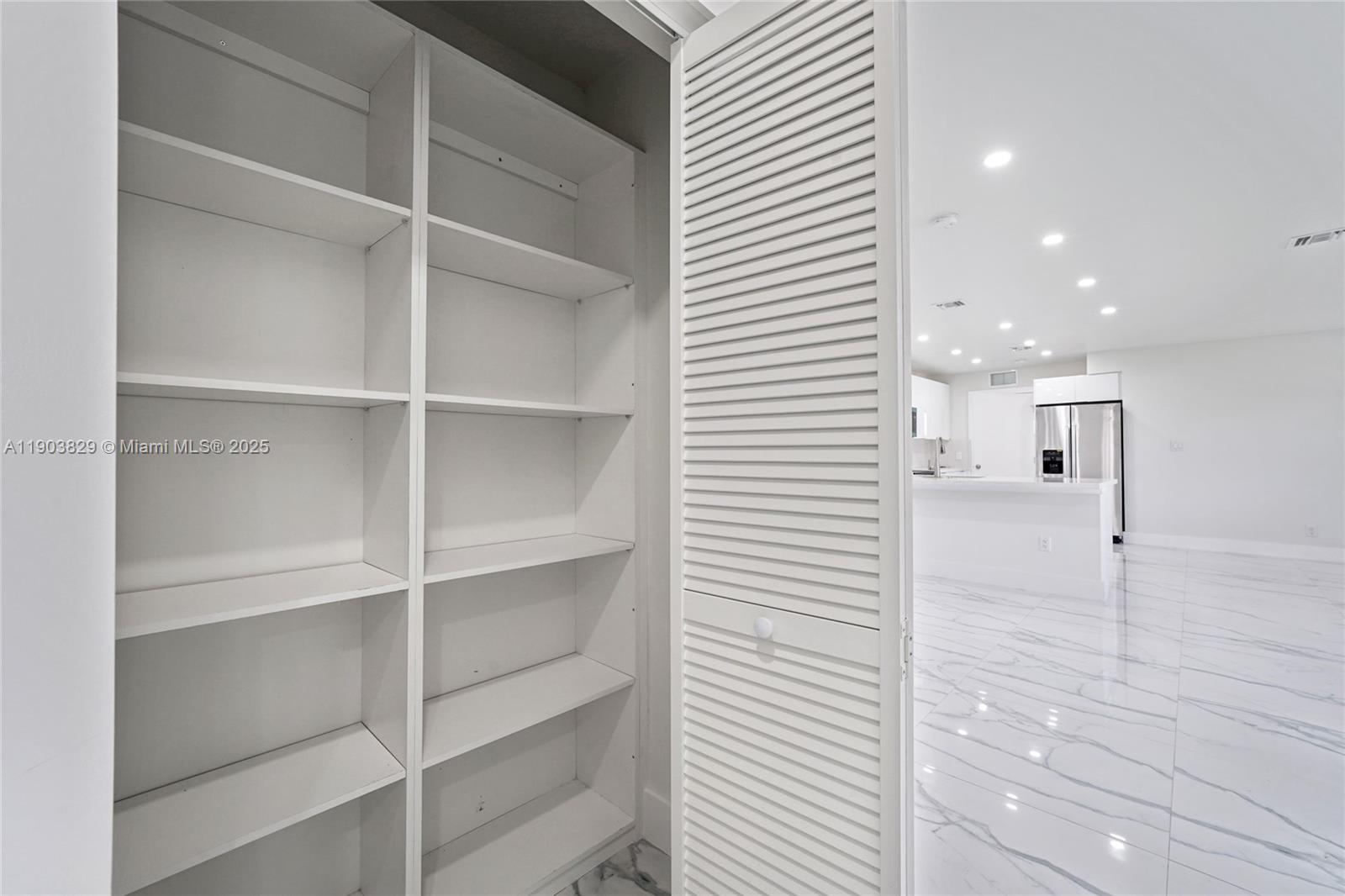 BREEZESWEPT PARK ESTATES - Residential Lease