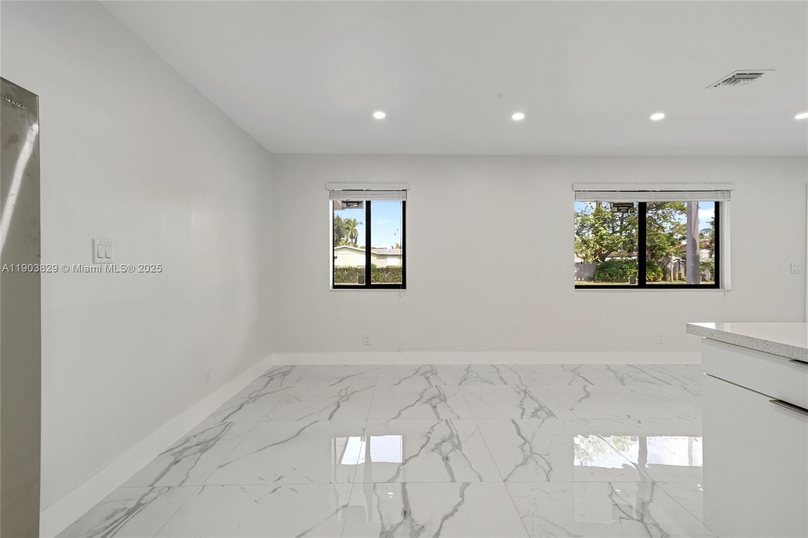 BREEZESWEPT PARK ESTATES - Residential Lease