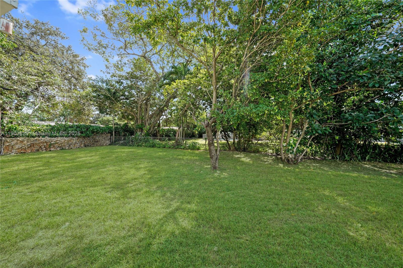 BREEZESWEPT PARK ESTATES - Residential Lease