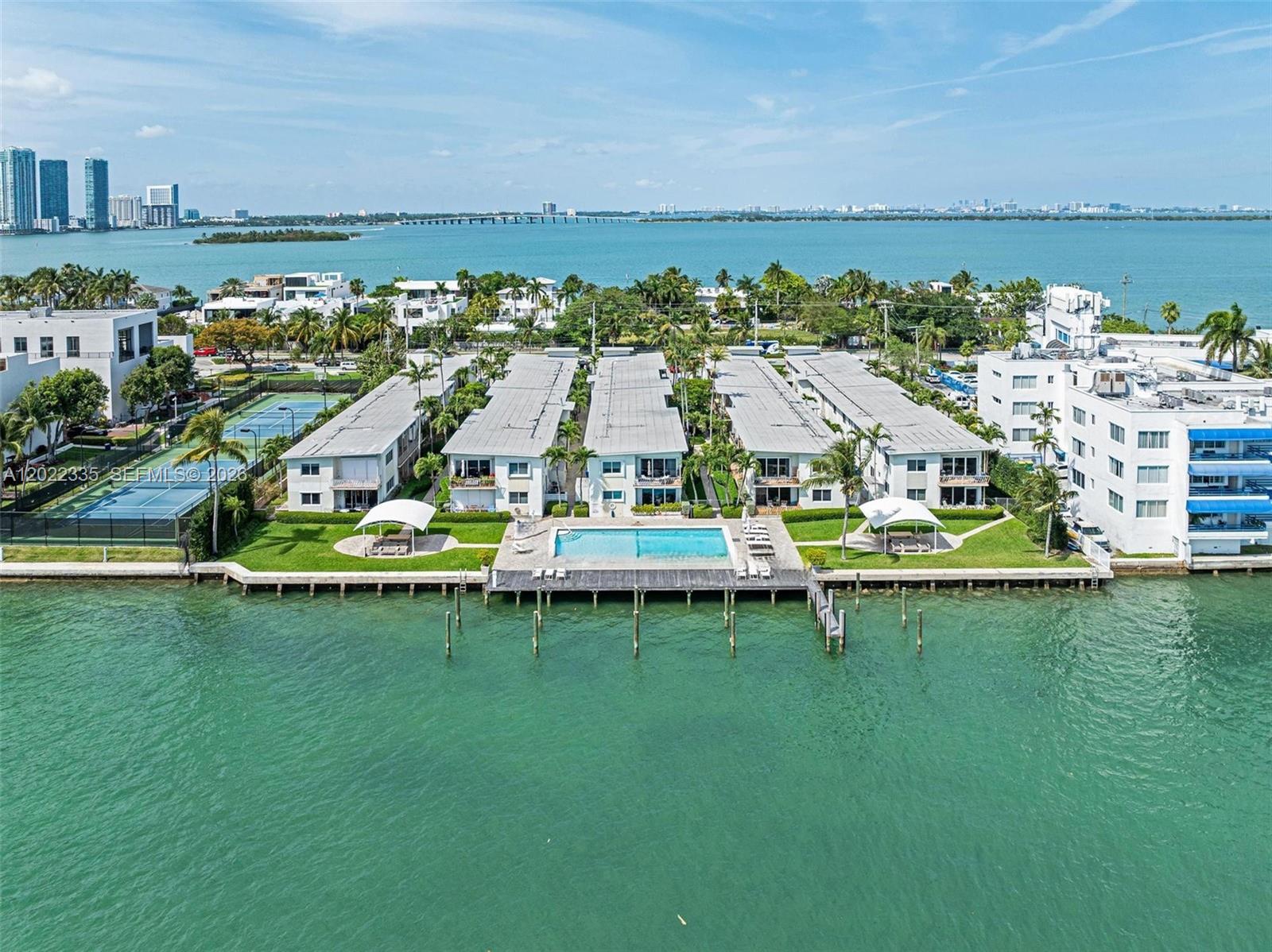 SANDPIPER VILLAS CO-OP - Residential