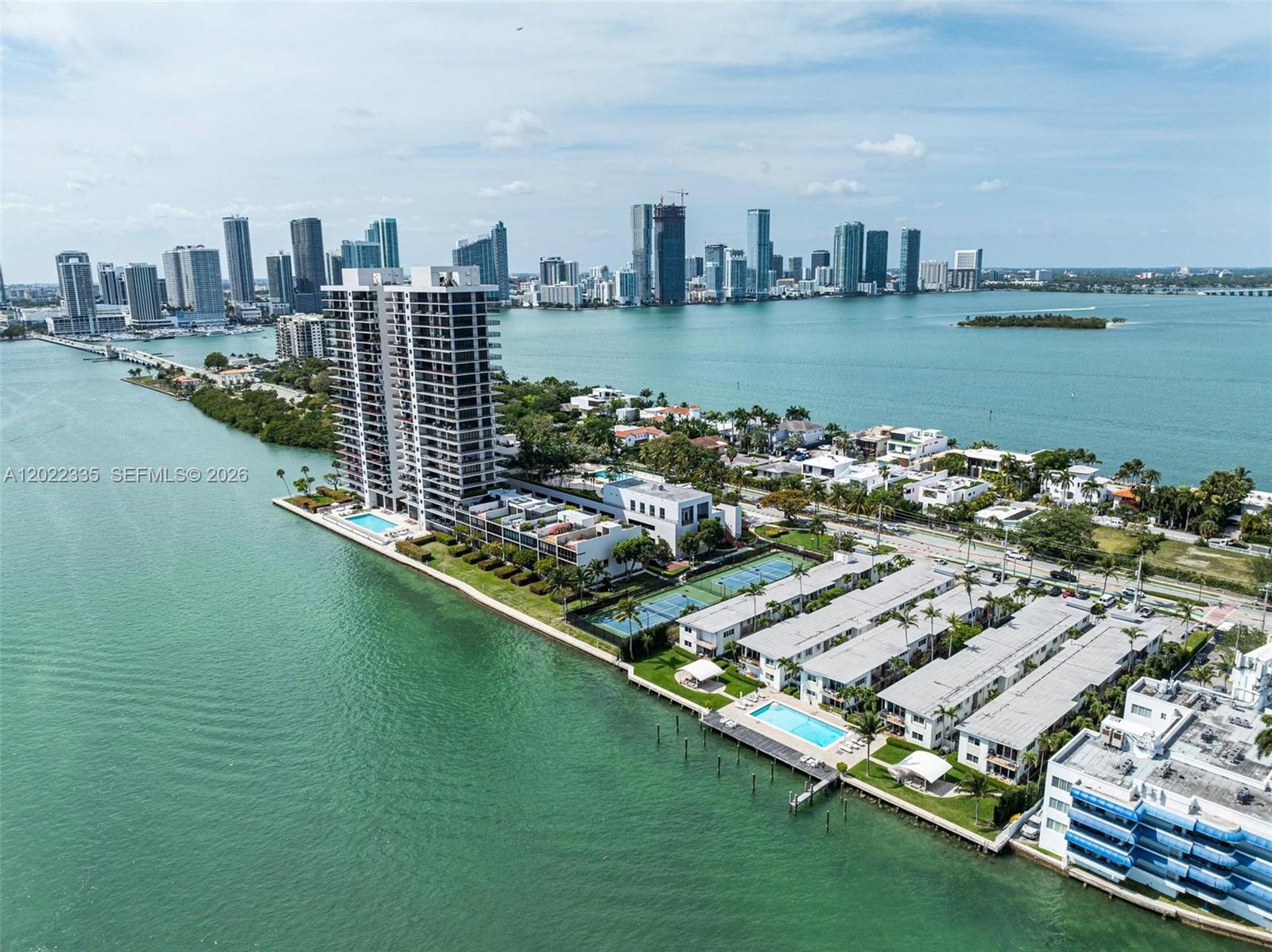SANDPIPER VILLAS CO-OP - Residential