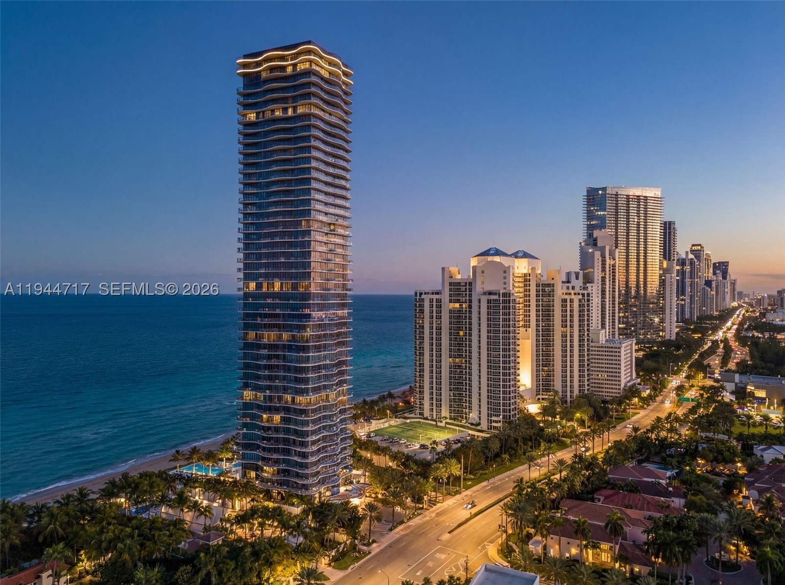19575 Collins Ave 12