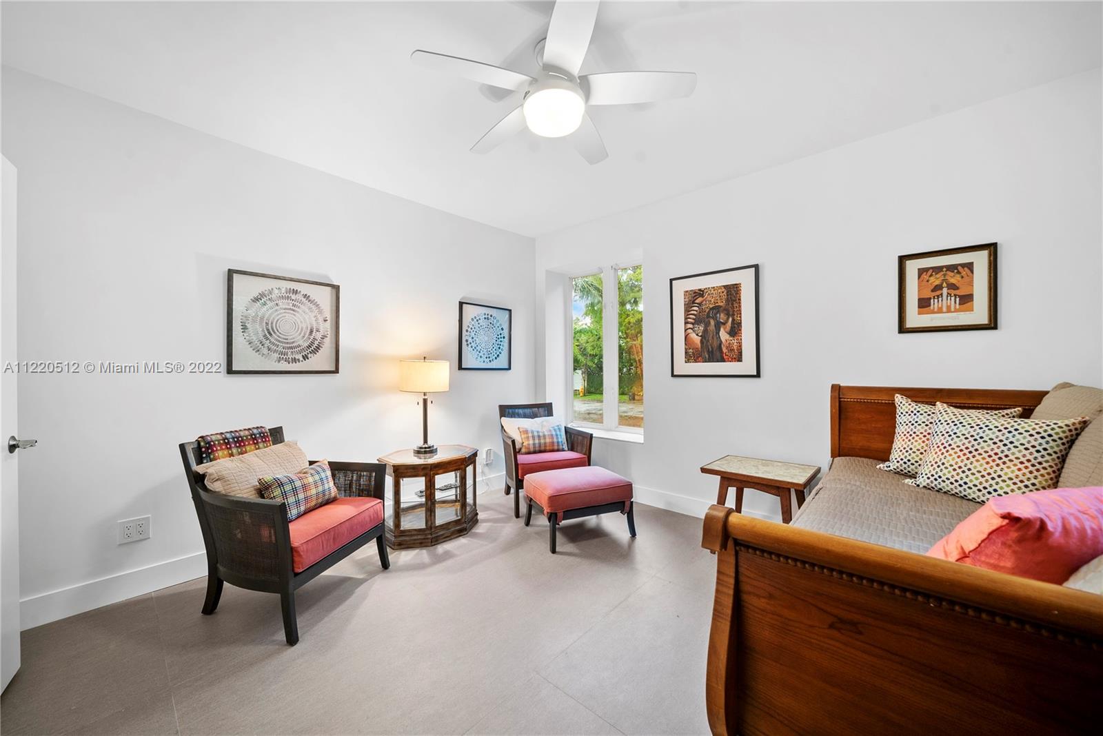 SUNSET ISLANDS-ISLAND NO - Residential