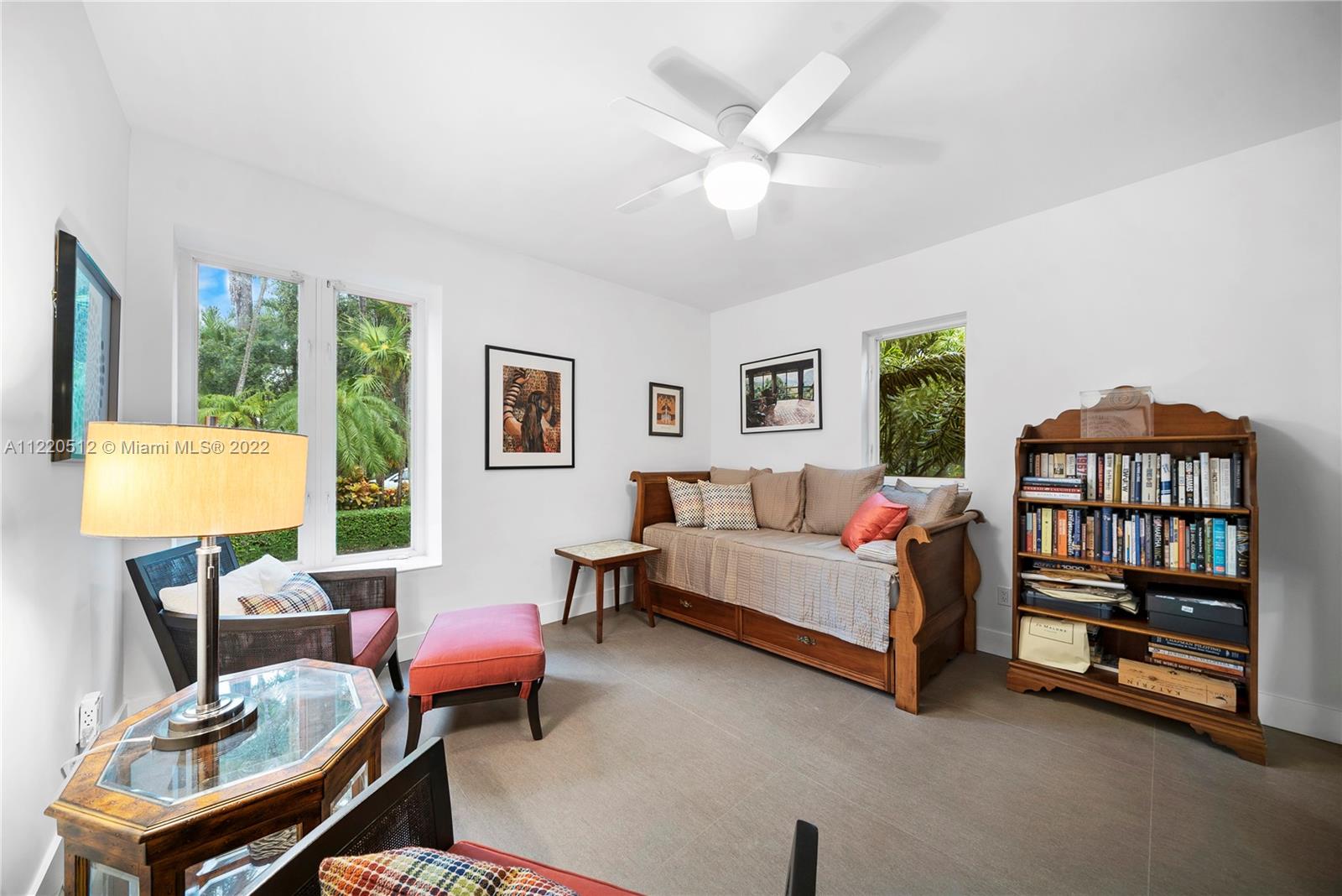 SUNSET ISLANDS-ISLAND NO - Residential