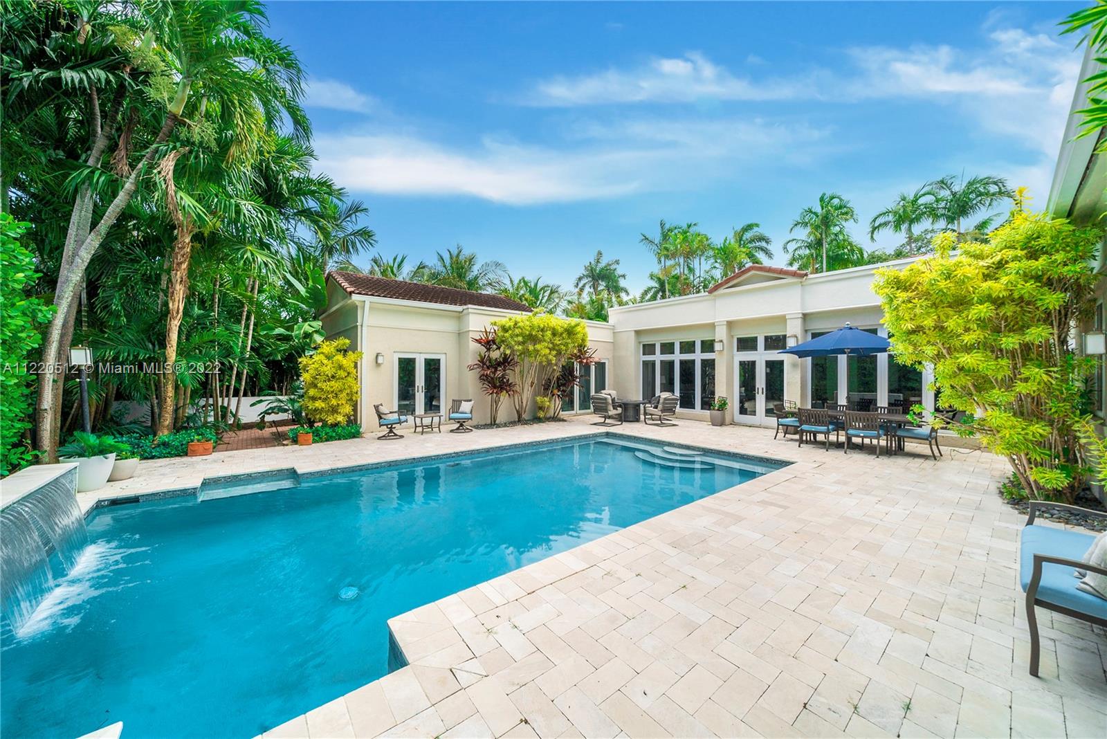 SUNSET ISLANDS-ISLAND NO - Residential