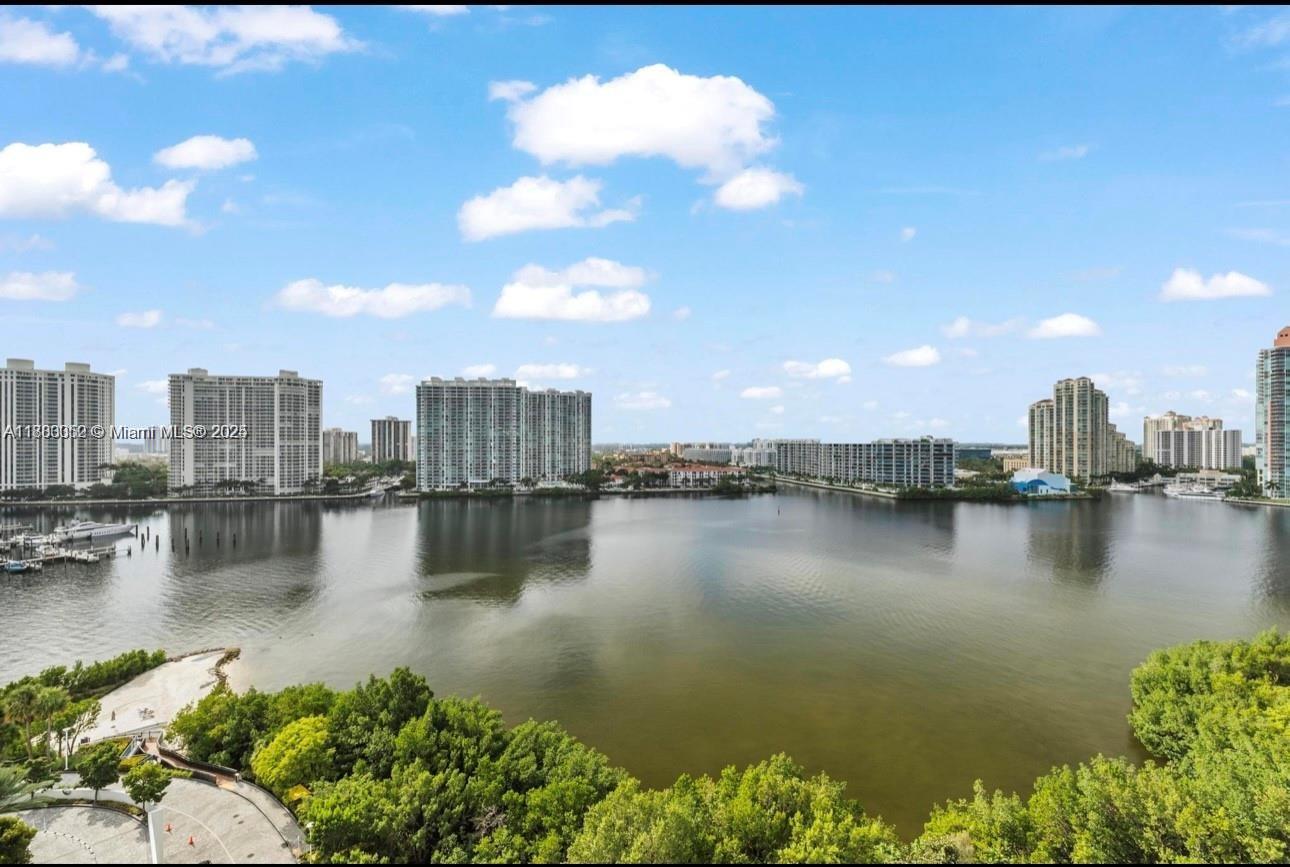 PRIVE CONDO - Residential Lease