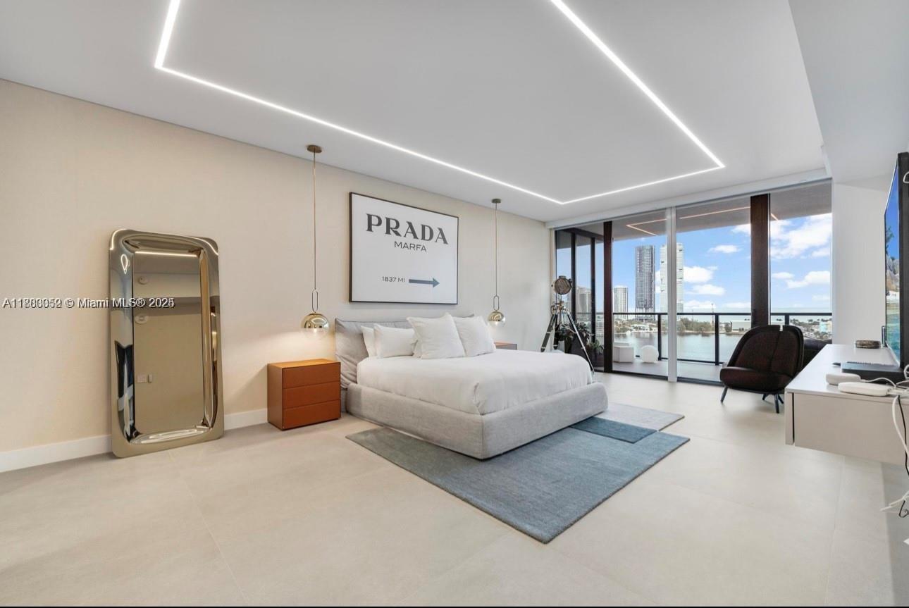 PRIVE CONDO - Residential Lease