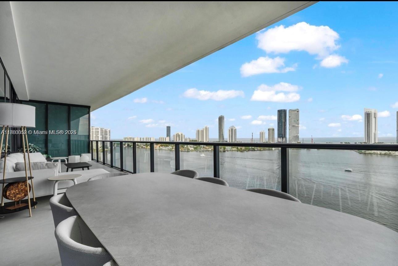 PRIVE CONDO - Residential Lease