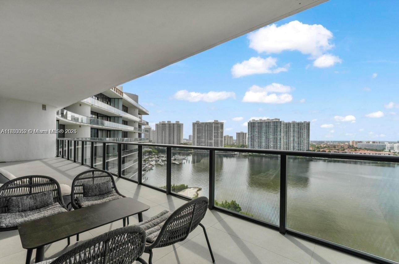 PRIVE CONDO - Residential Lease