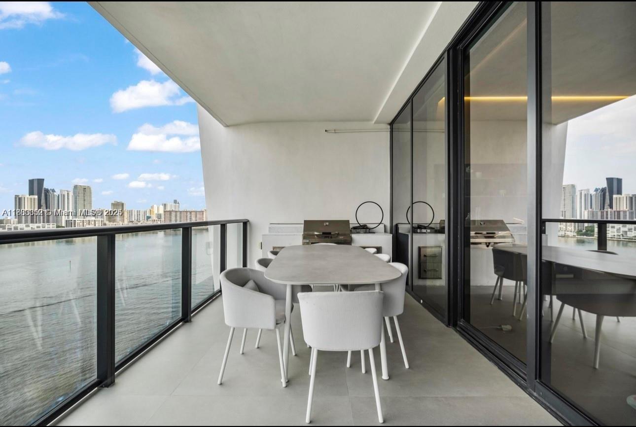 PRIVE CONDO - Residential Lease