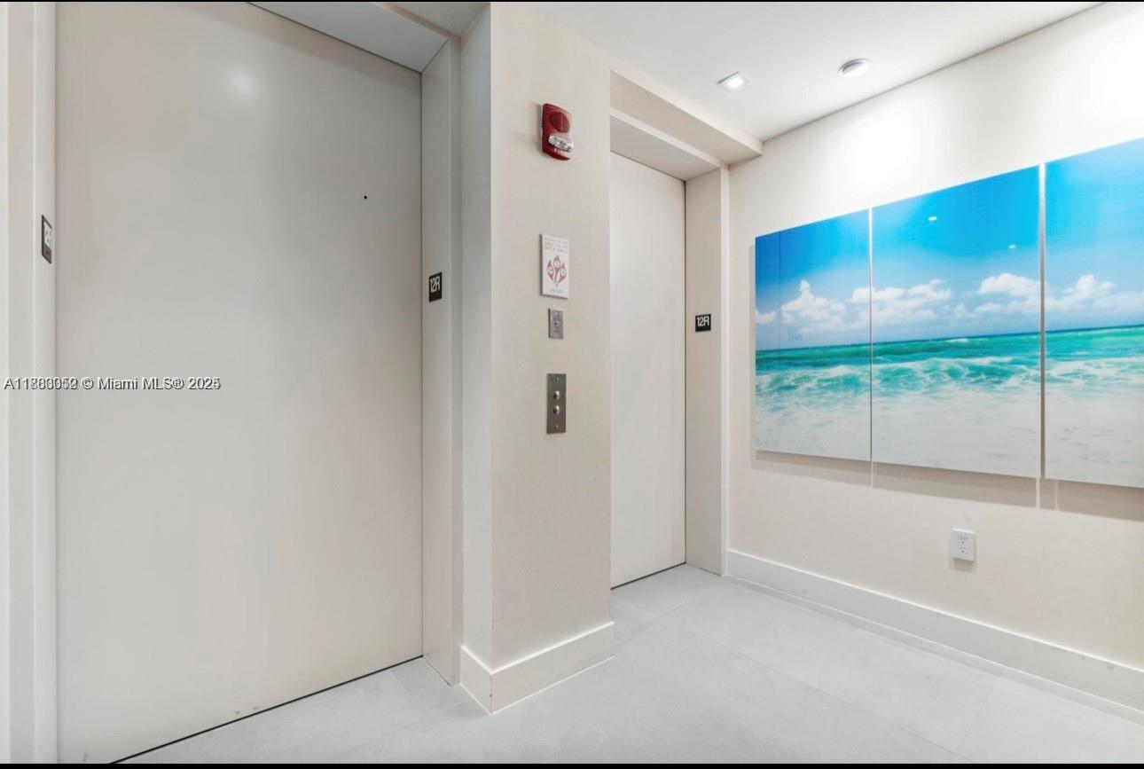 PRIVE CONDO - Residential Lease