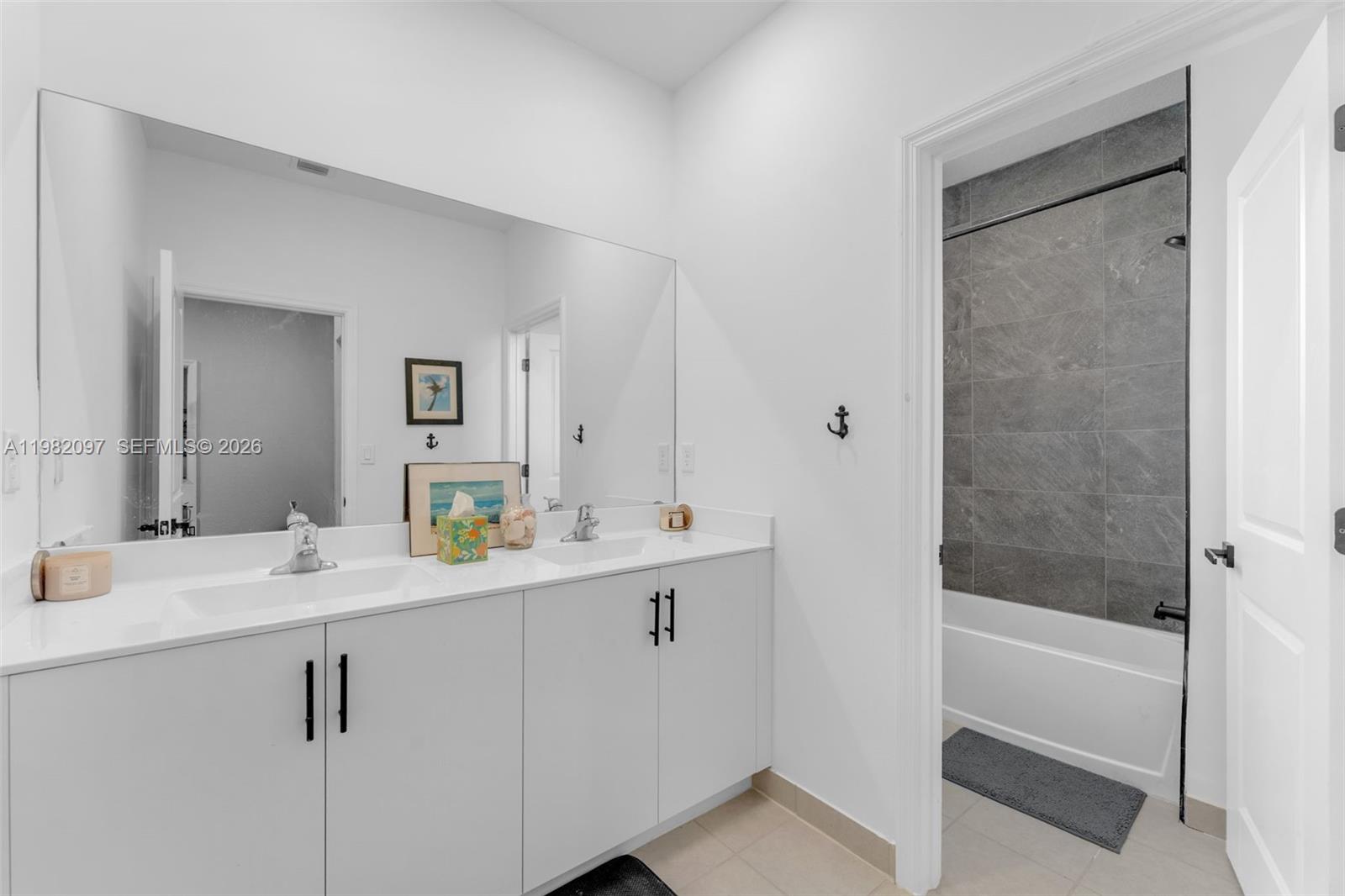 SIENA NORTH - Residential