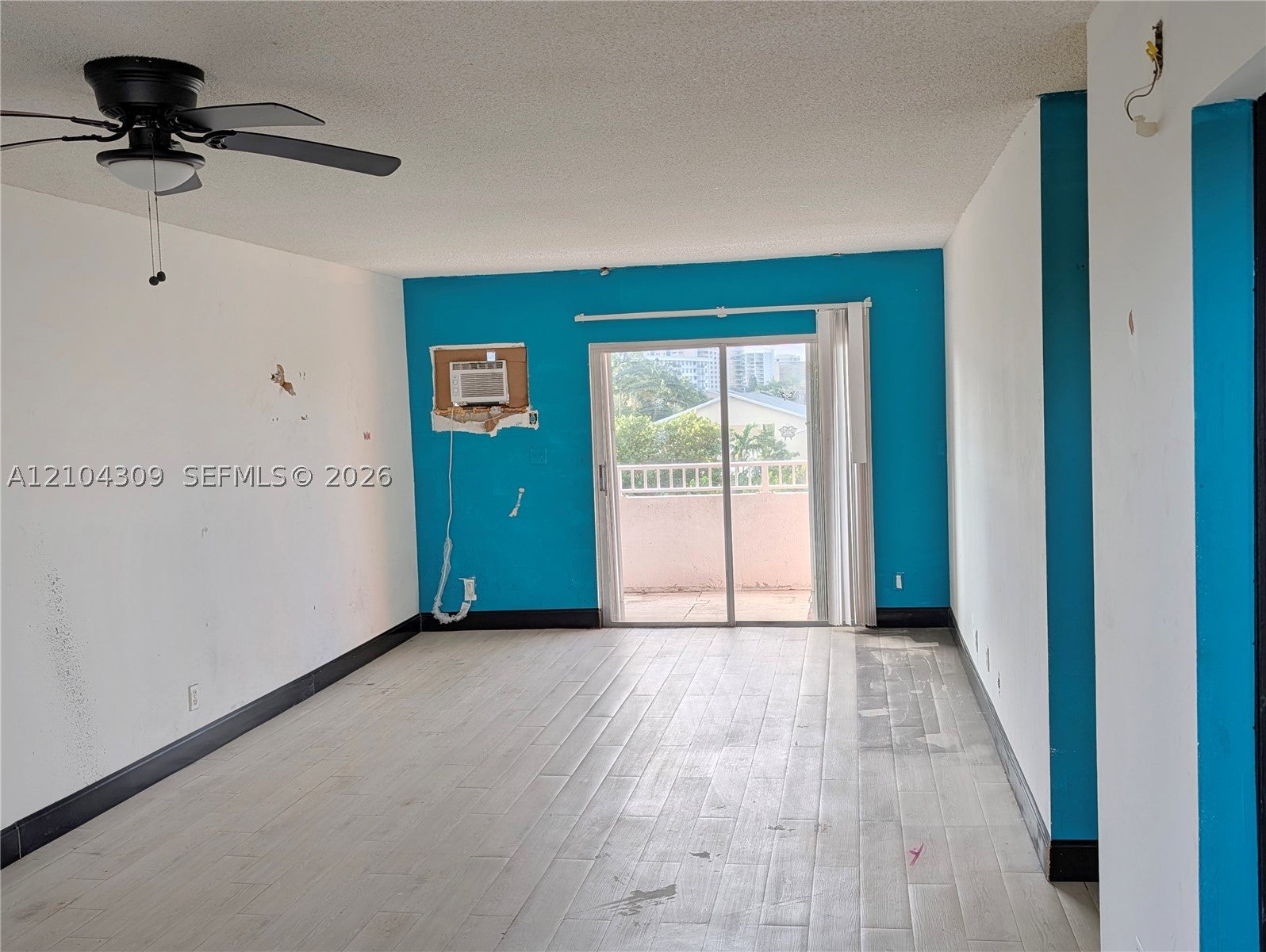 3201 NE 14th St Cswy 408