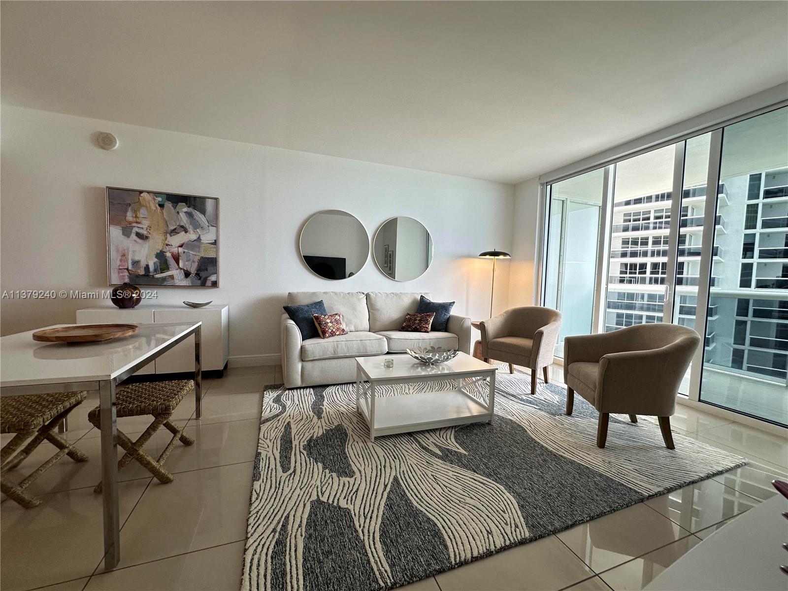 Beach Club T2 - Residential Lease