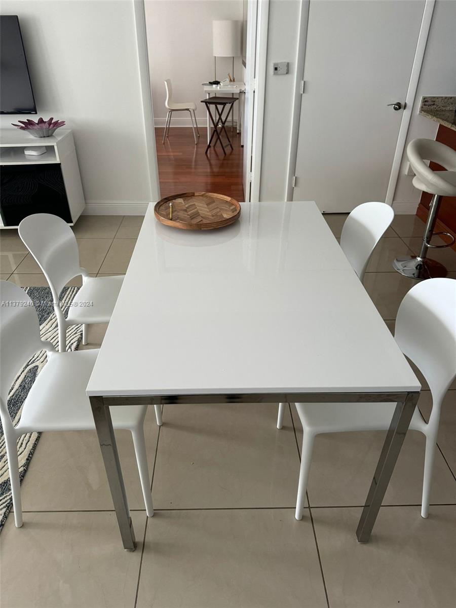 Beach Club T2 - Residential Lease