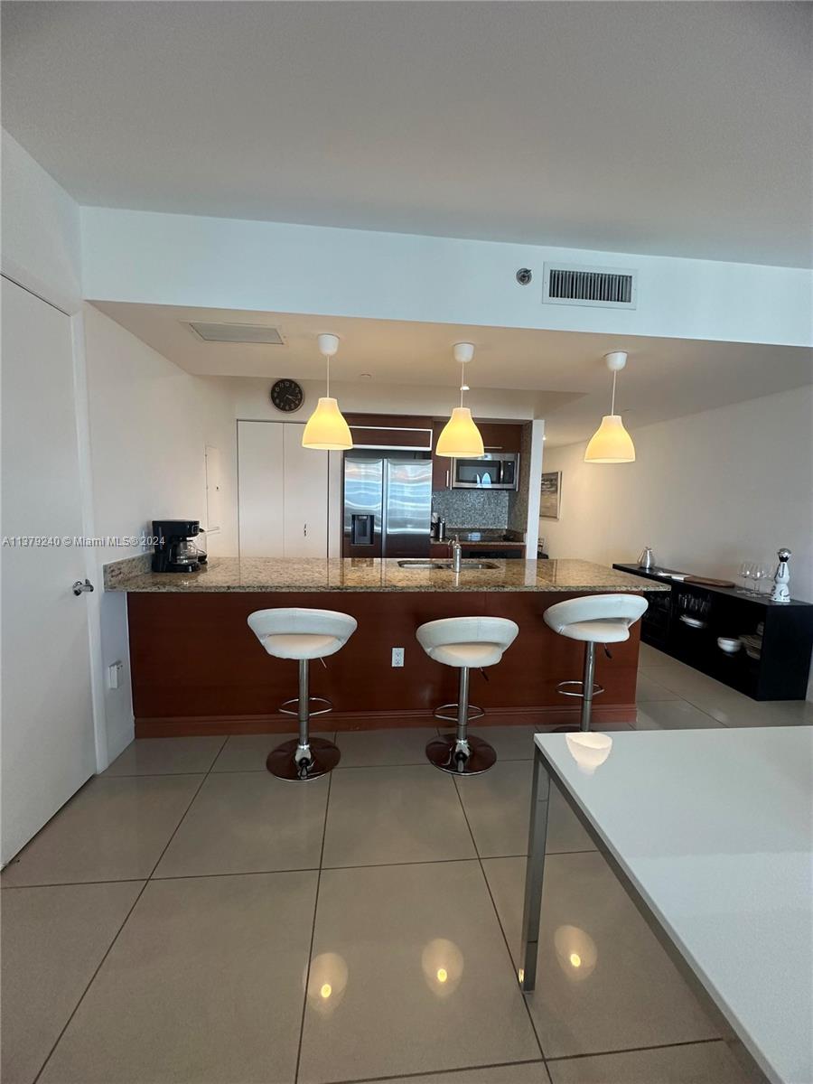 Beach Club T2 - Residential Lease