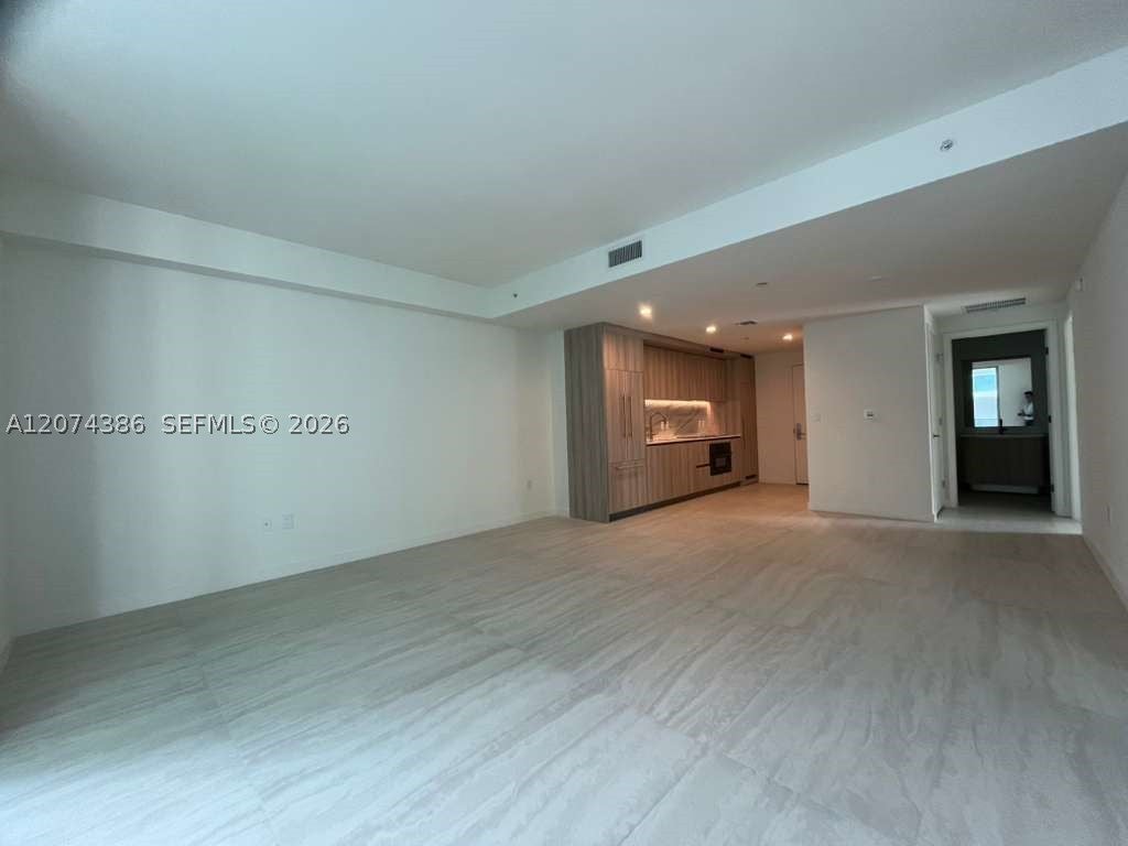 77 SE 5th St 2206