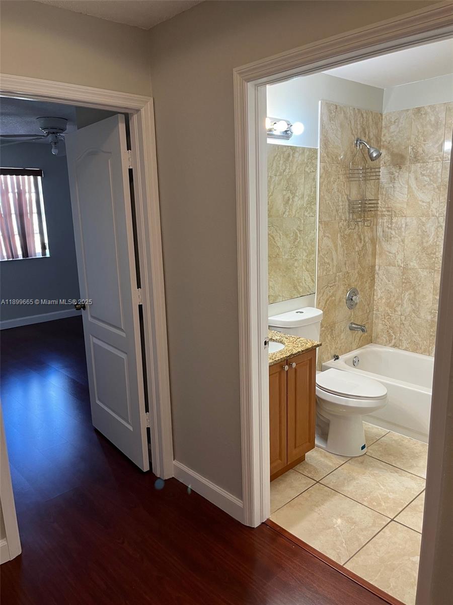 DORAL LANDINGS TOWNHOMES - Residential Lease