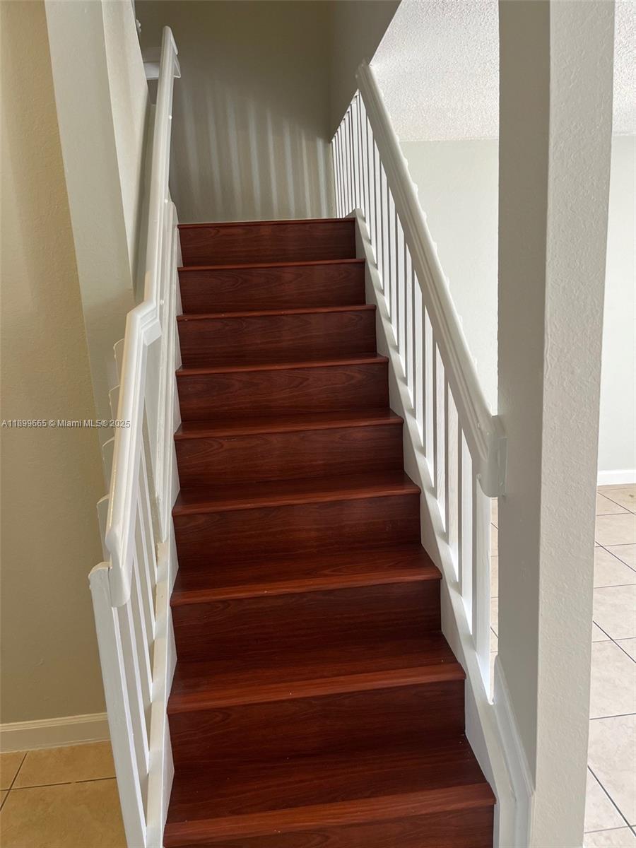 DORAL LANDINGS TOWNHOMES - Residential Lease