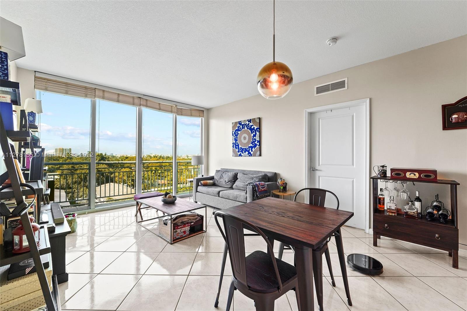 ROADS AT 21ST CONDO - Residential Lease