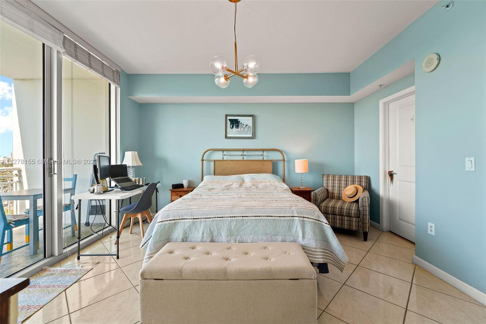 ROADS AT 21ST CONDO - Residential Lease