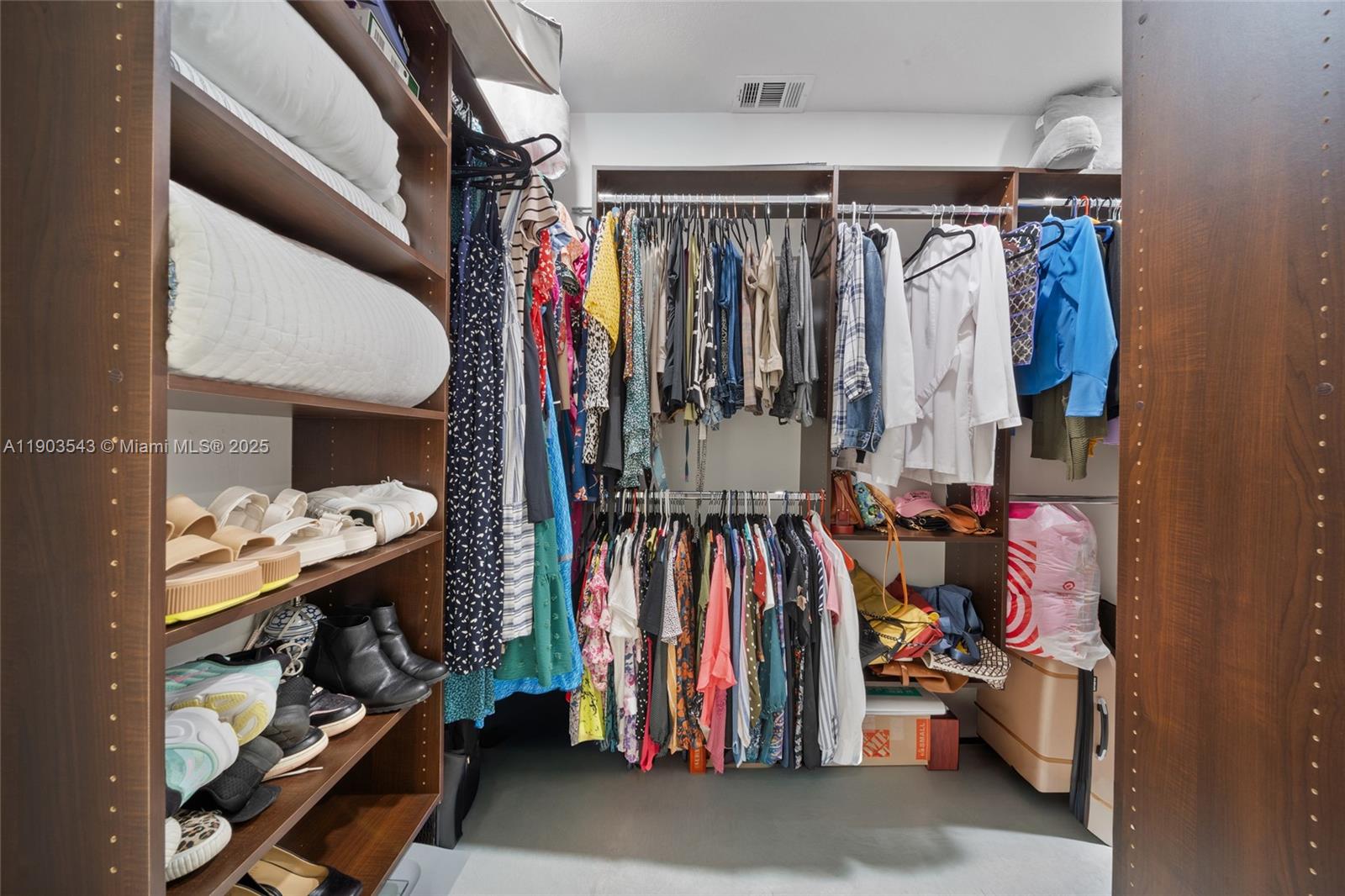 MONASTERIO ESTATES SEC 1 - Residential