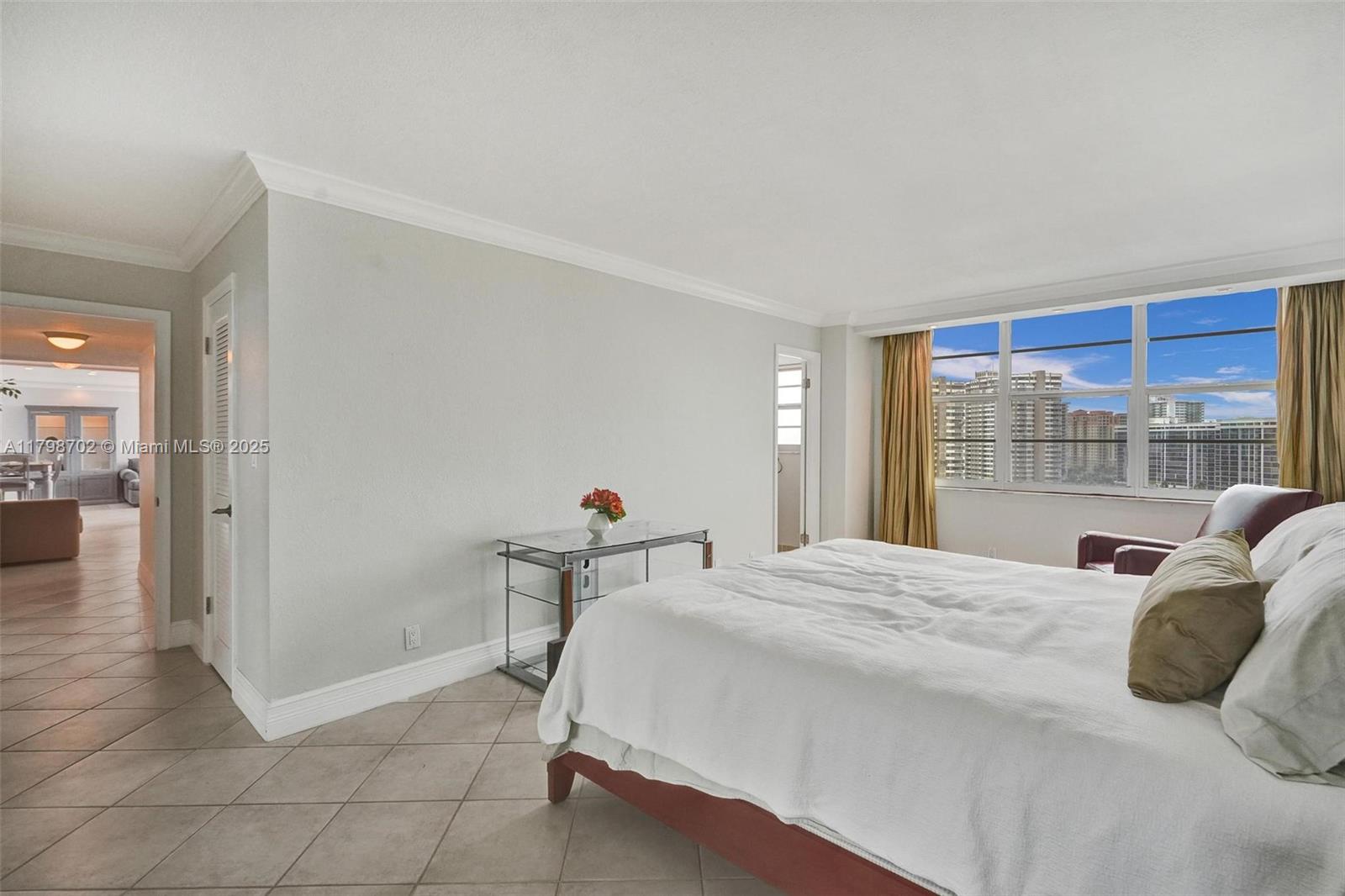 GOLDEN SURF TOWERS CONDO - Residential