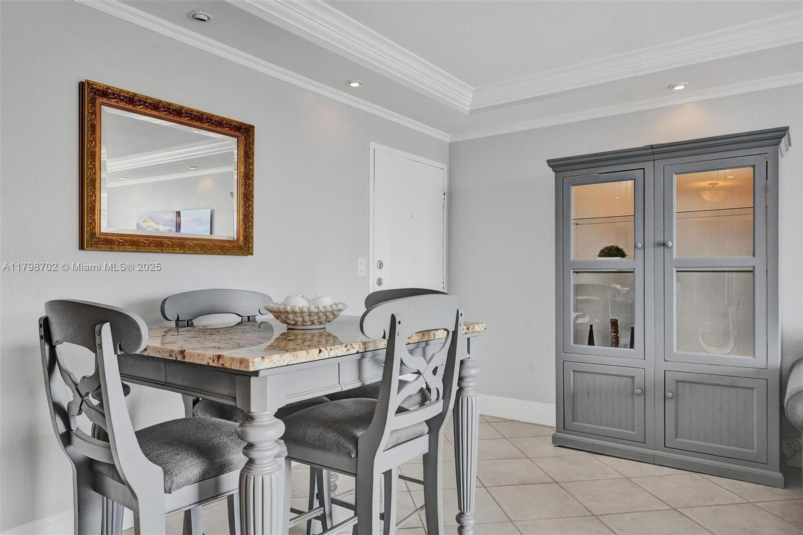 GOLDEN SURF TOWERS CONDO - Residential