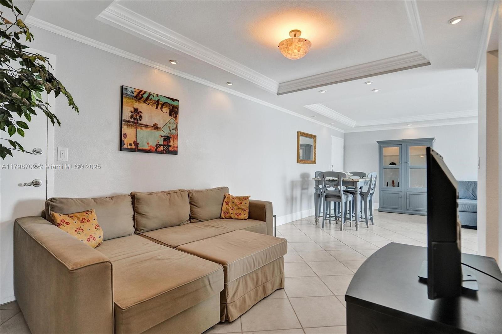 GOLDEN SURF TOWERS CONDO - Residential