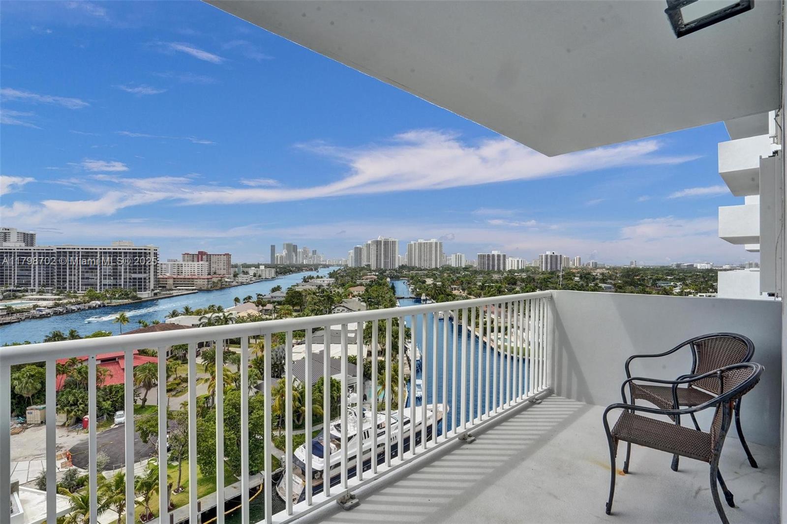 GOLDEN SURF TOWERS CONDO - Residential