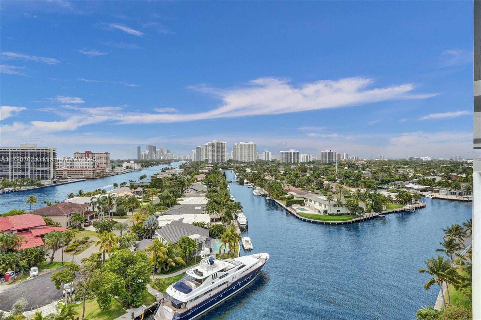 GOLDEN SURF TOWERS CONDO - Residential