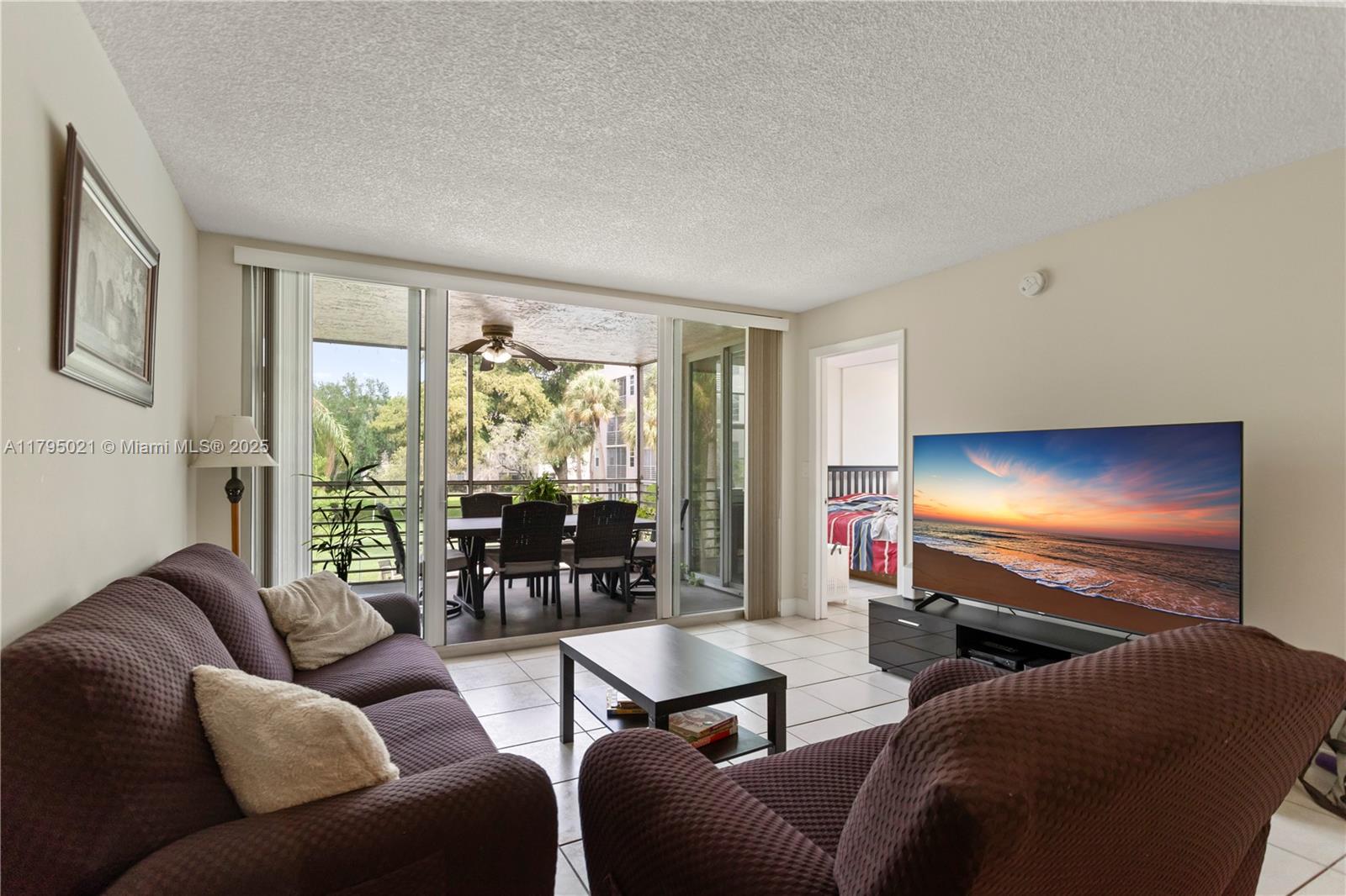 CONDO 5 OF SABAL PALM CON - Residential