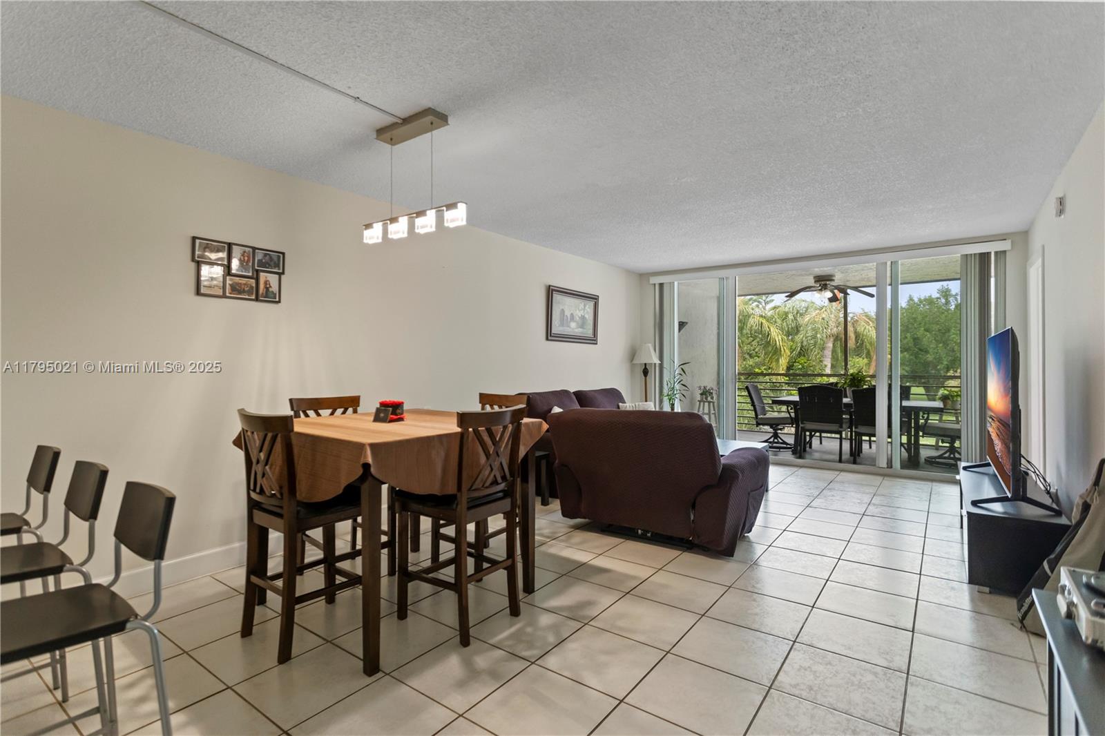 CONDO 5 OF SABAL PALM CON - Residential
