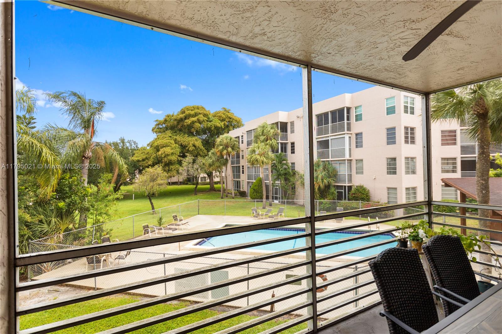 CONDO 5 OF SABAL PALM CON - Residential