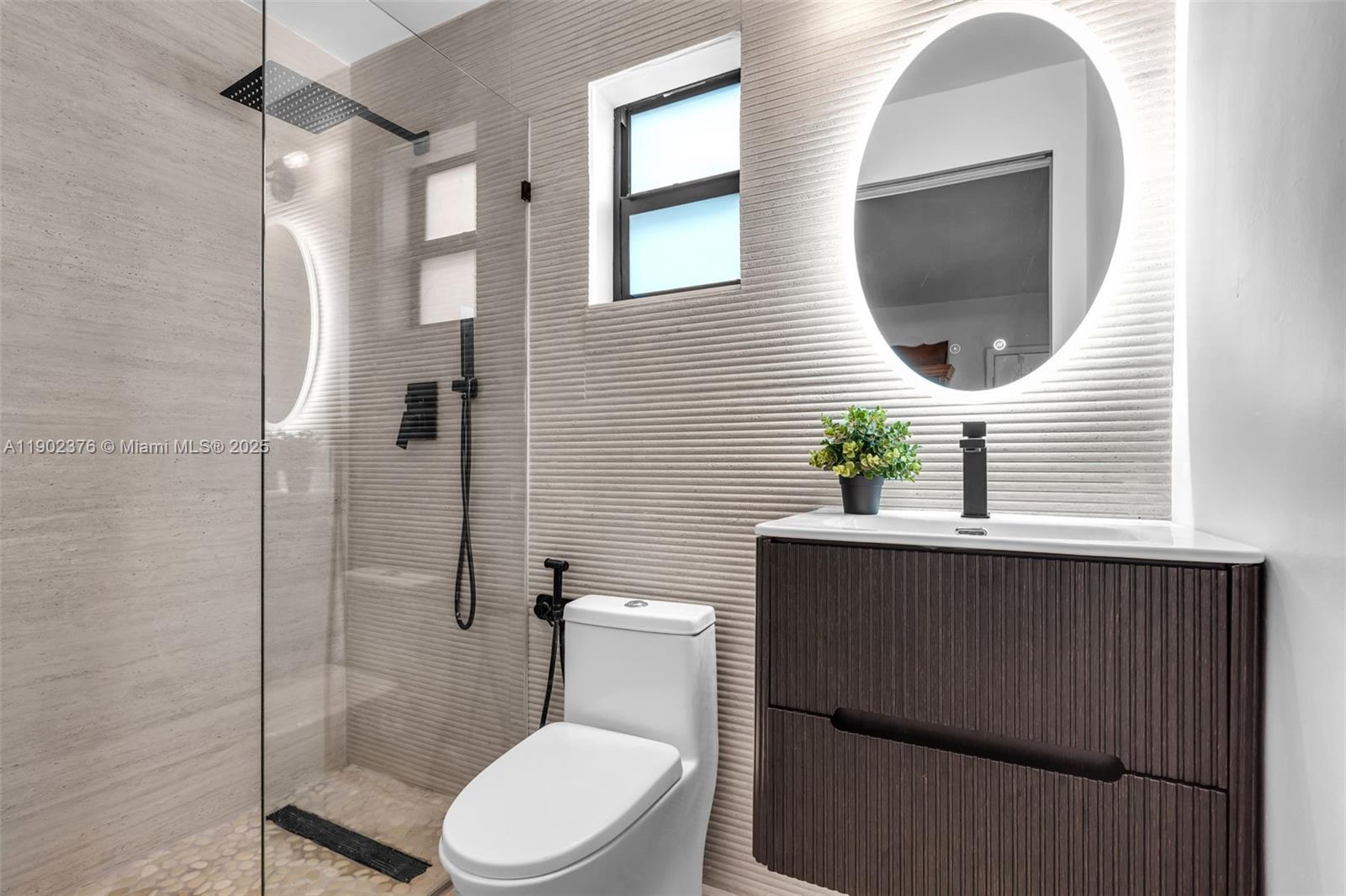 SEVILLE - Residential Lease