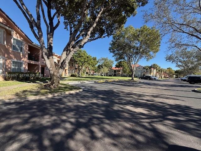 1608 Belmont Ln 1608