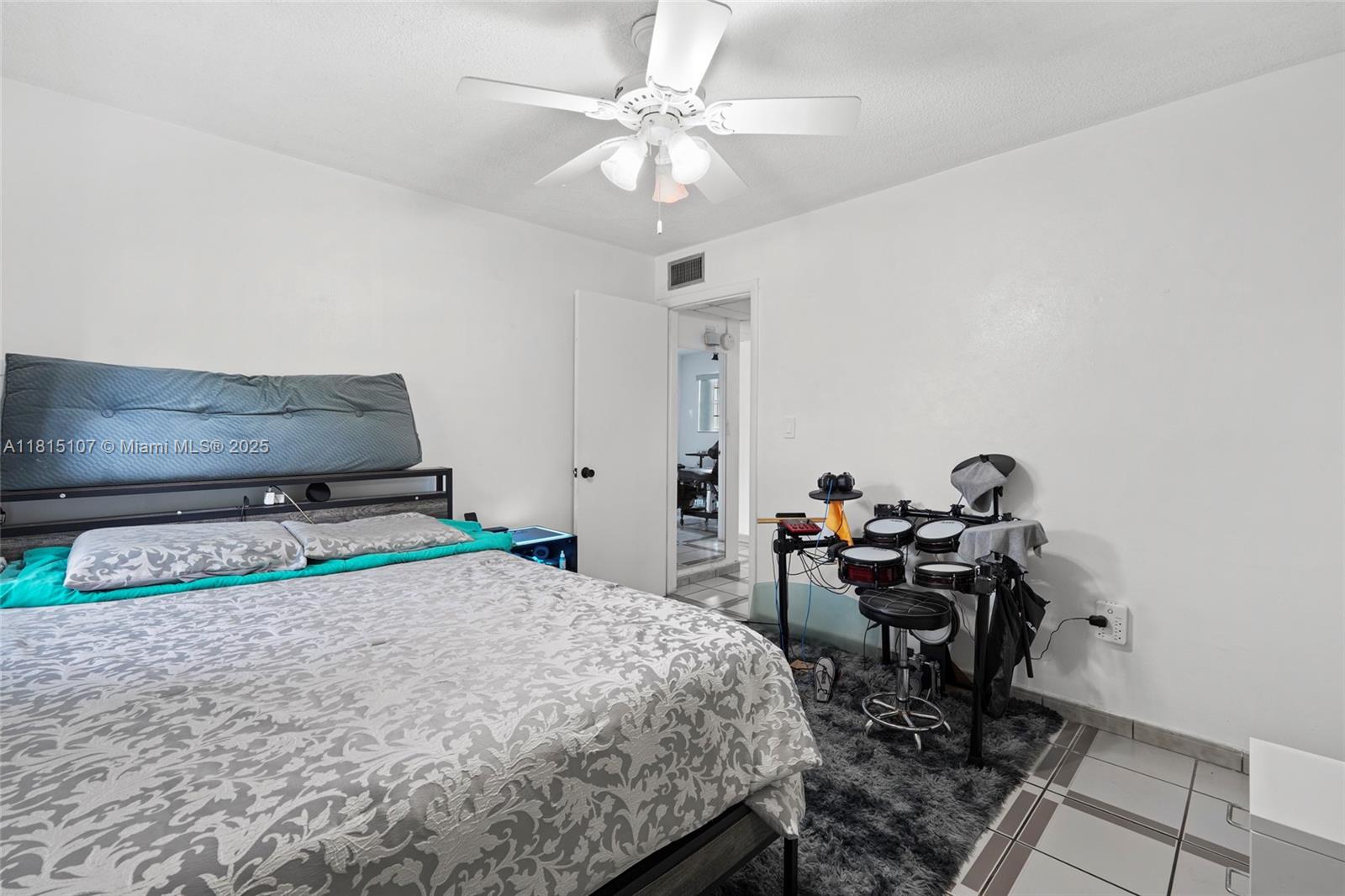 GROVE GARDENS CONDO - Residential