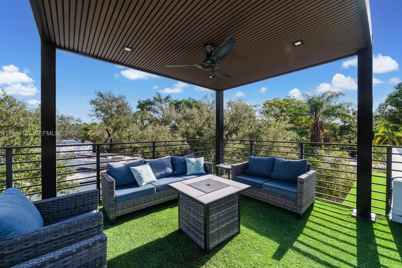 SUNSHINE FRUITS CO - Residential