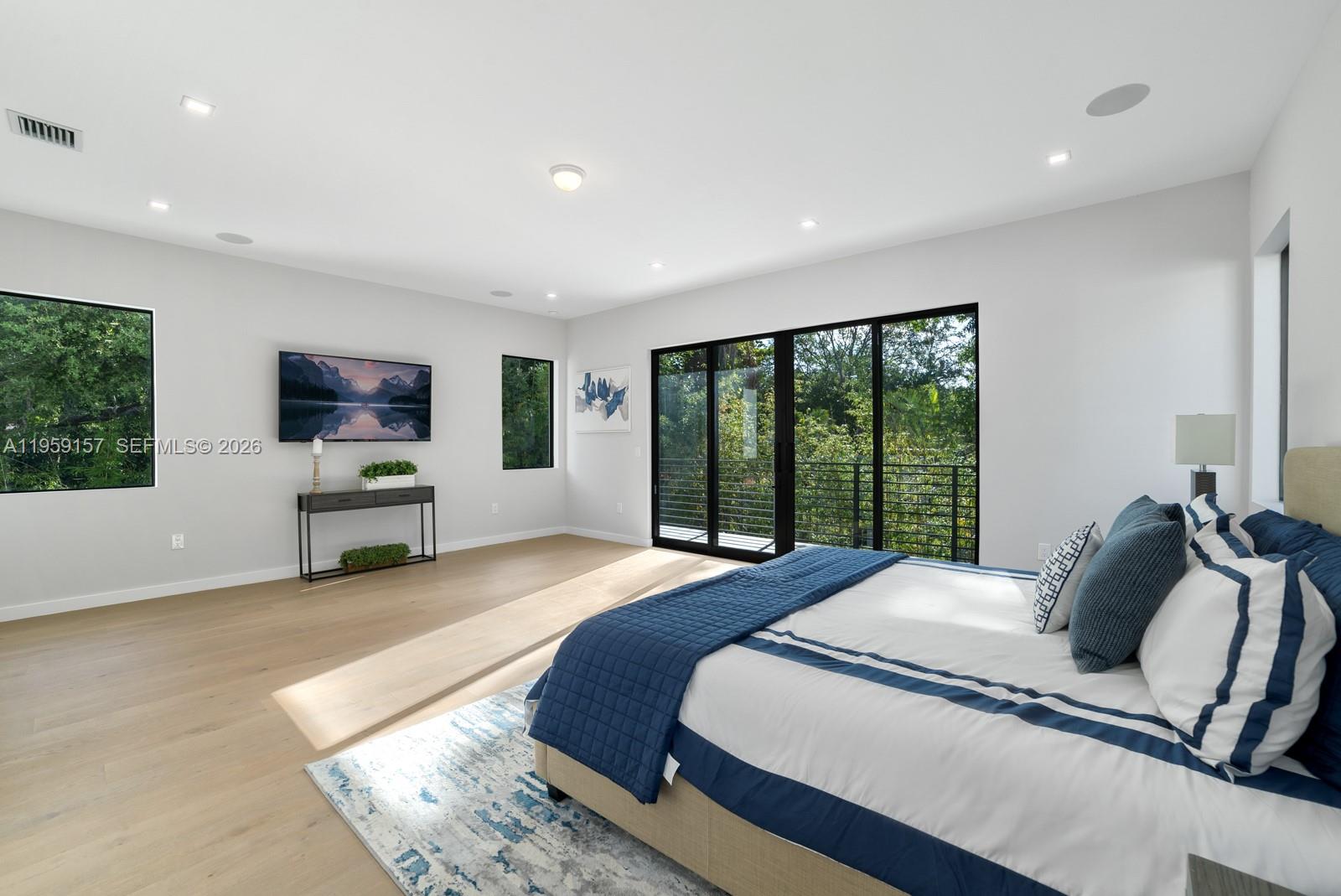 SUNSHINE FRUITS CO - Residential