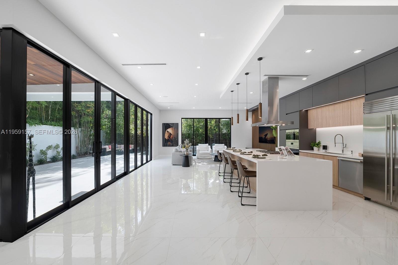 SUNSHINE FRUITS CO - Residential