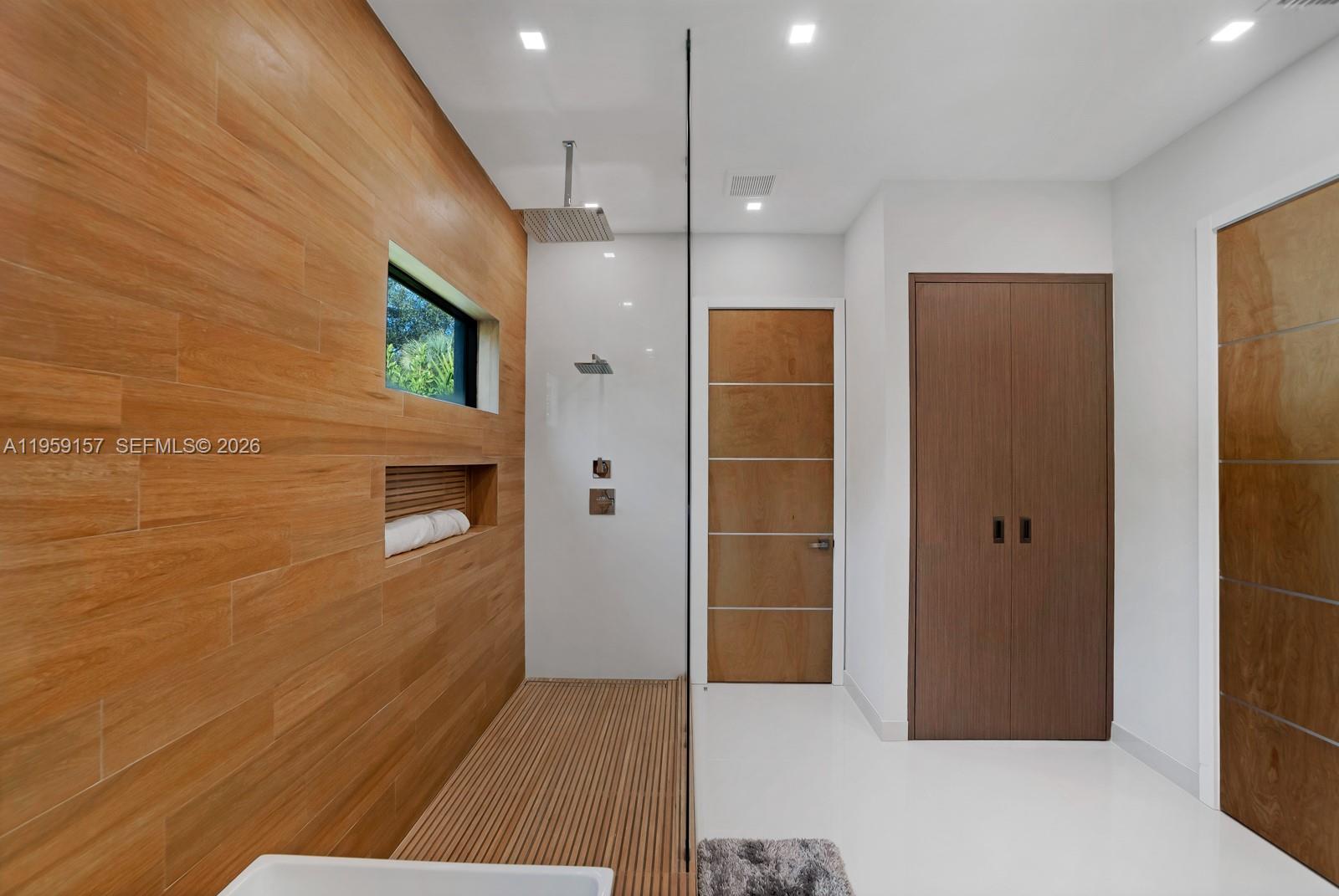 SUNSHINE FRUITS CO - Residential