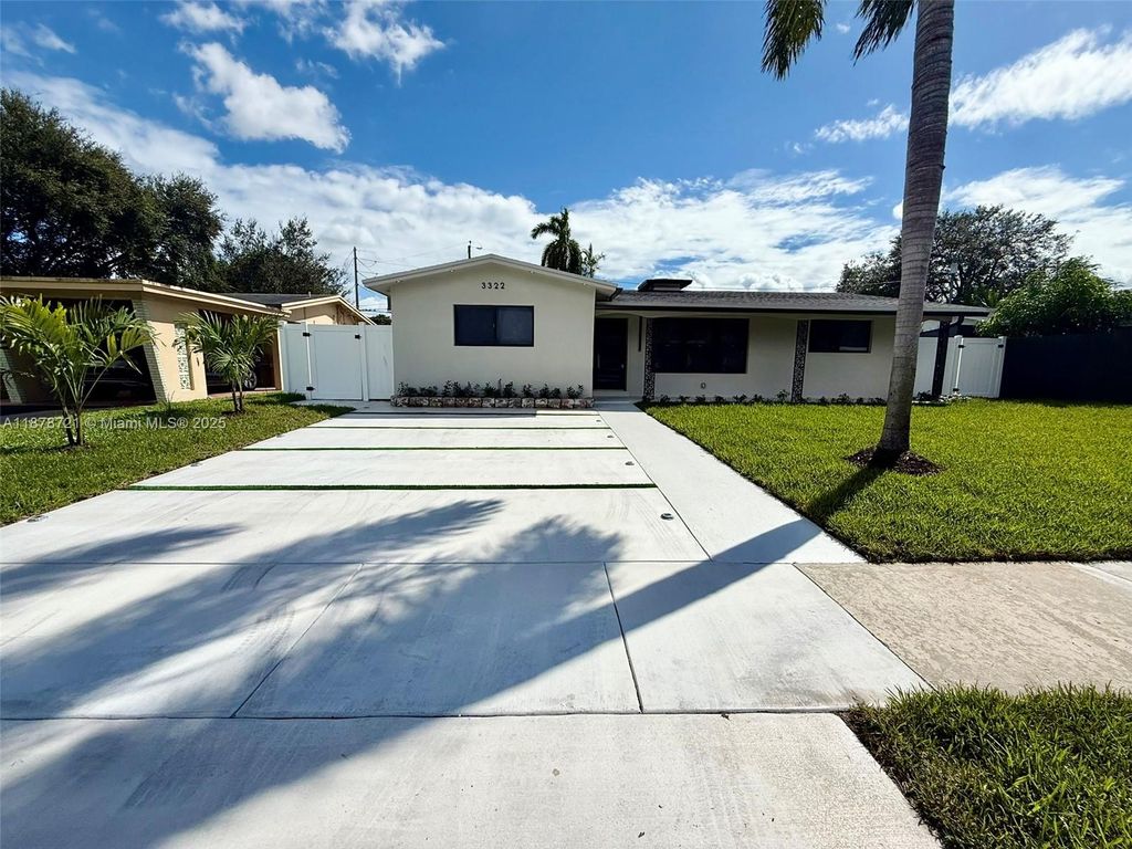Photo of 3322 Coolidge St, Hollywood, FL 33021 (MLS # A11878721)