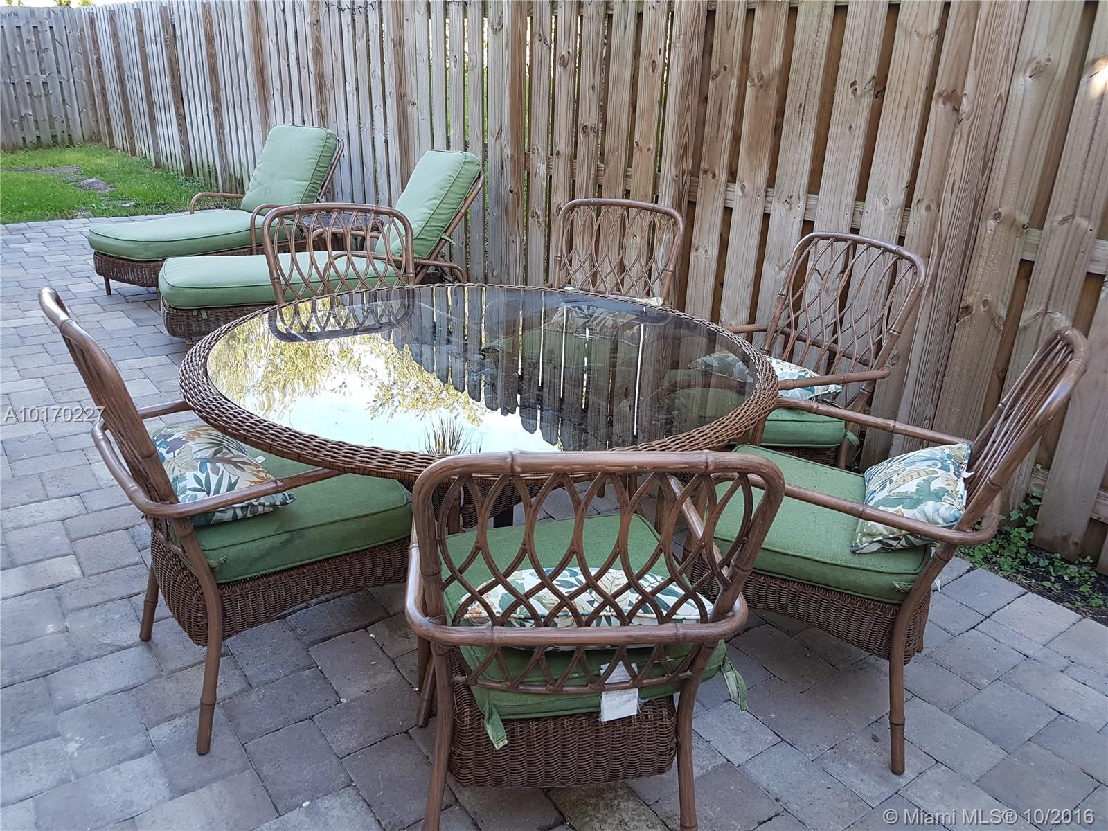 Emerald Courts - Opal Cre - Residential Lease